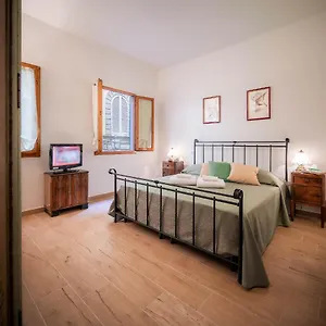Novella Benedicta Italie
